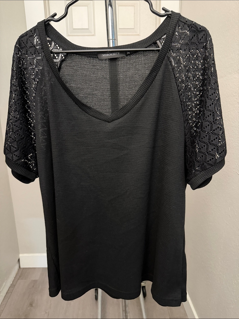 Black V-Neck Short Sleeve Tee with Lace Shoulders